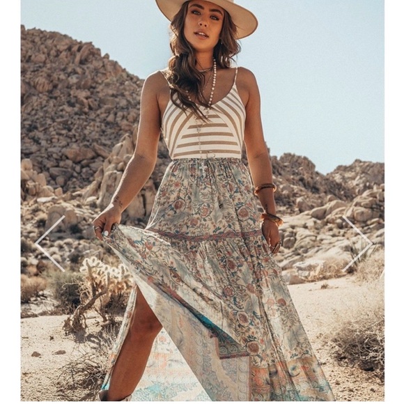 SPELL & THE GYPSY Oasis Side slit boho exotic hippie Maxi Skirt Pearl Sz small - Picture 5 of 10